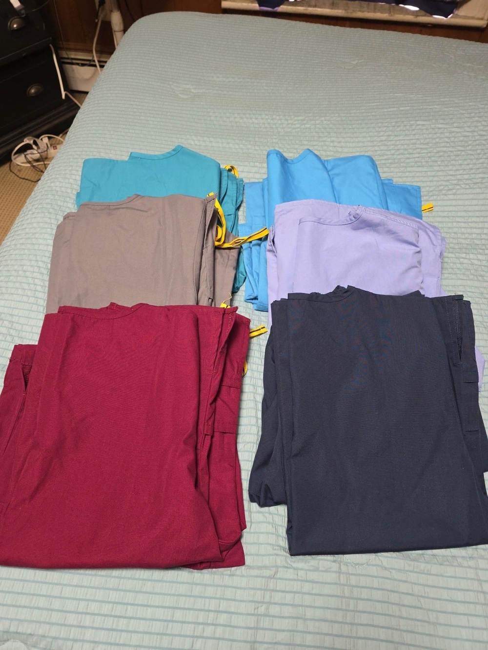 SOLD!!! 12pc BUNDLE! 6 Sets Of Scrubs Size MED TALL